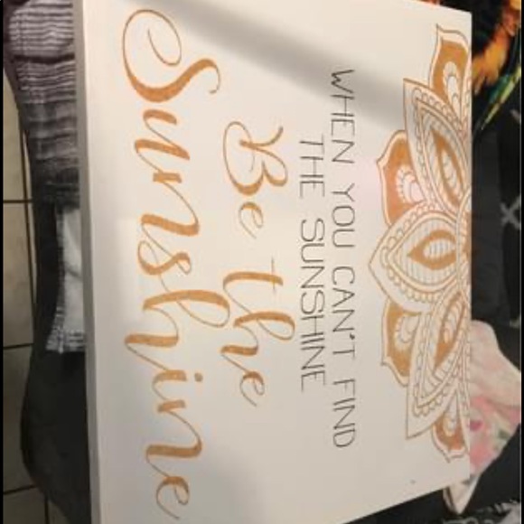 Medium Size Canvas wall decor - Picture 2 of 2